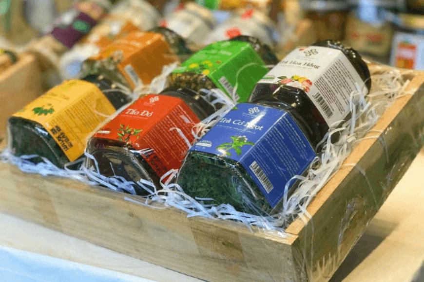 Trà hoa & Long nhãn – Giải pháp quà tặng doanh nghiệp đặc sắc, bền vững