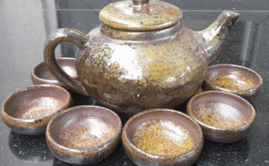 Gốm hỏa biến là gì? Khi lửa trở thành họa sĩ trên men gốm